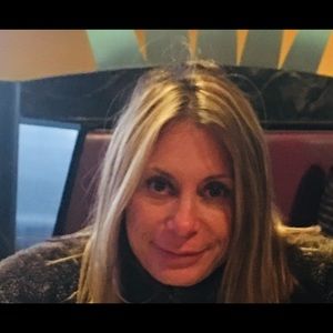 Meet your Posher, Dianna